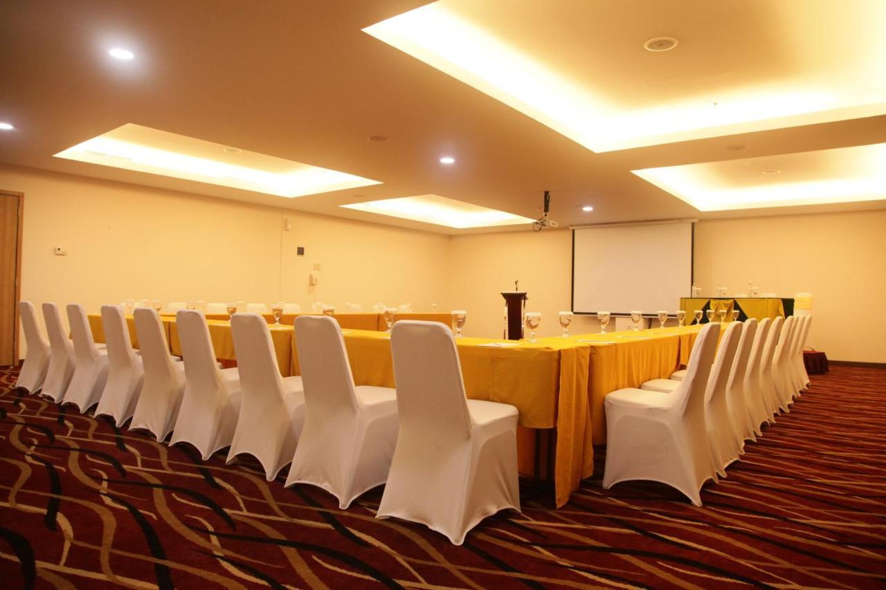 Winstar Hotel بيكانبارو المظهر الخارجي الصورة
