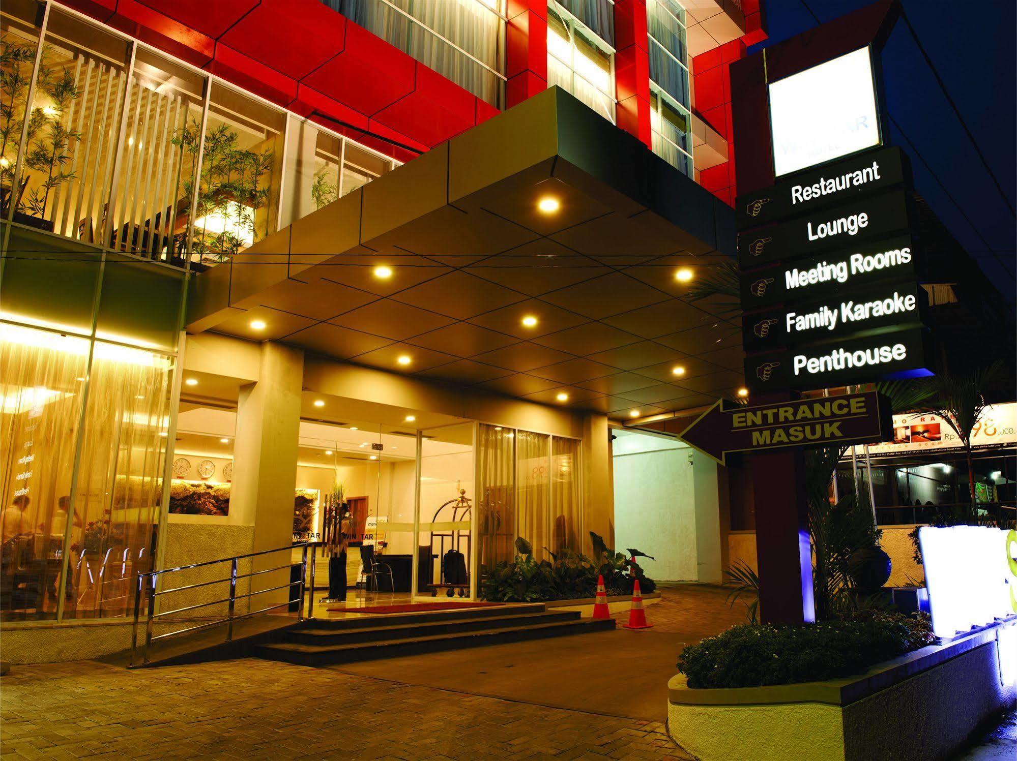 Winstar Hotel بيكانبارو المظهر الخارجي الصورة