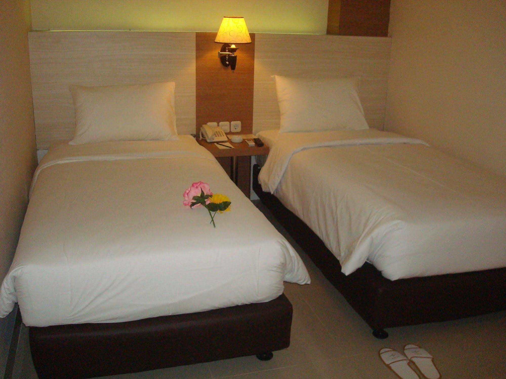 Winstar Hotel بيكانبارو المظهر الخارجي الصورة