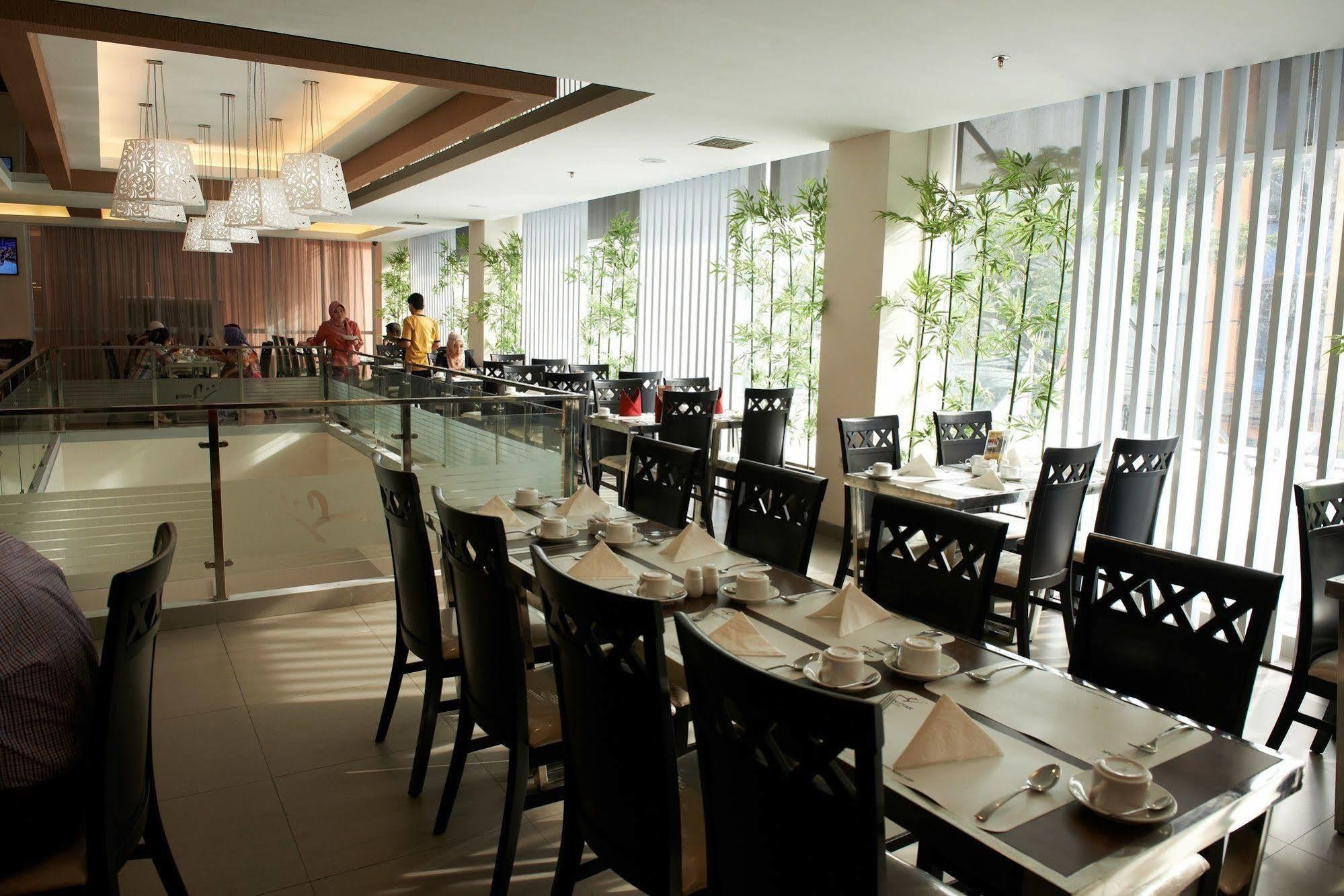 Winstar Hotel بيكانبارو المظهر الخارجي الصورة